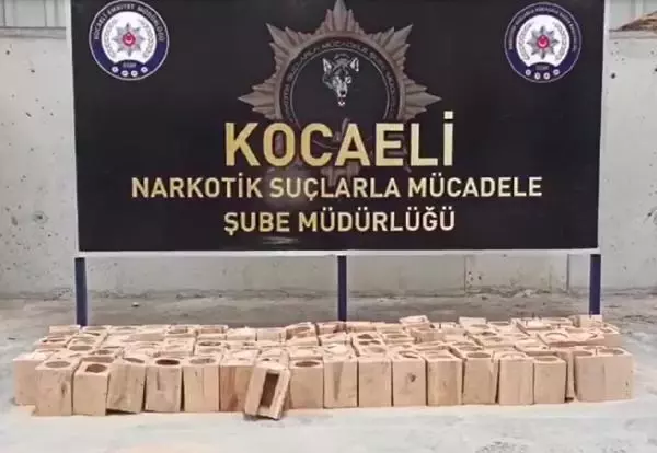 TIR'daki palet takozlarının içinden 27 kilo eroin çıktı