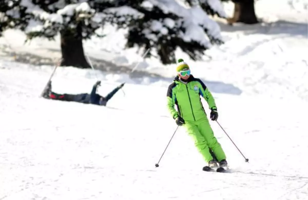 Uludağ'da kayak öğrenmenin saati 450 lira