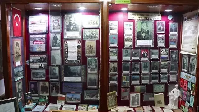 Vatan Şairi : Namık Kemal