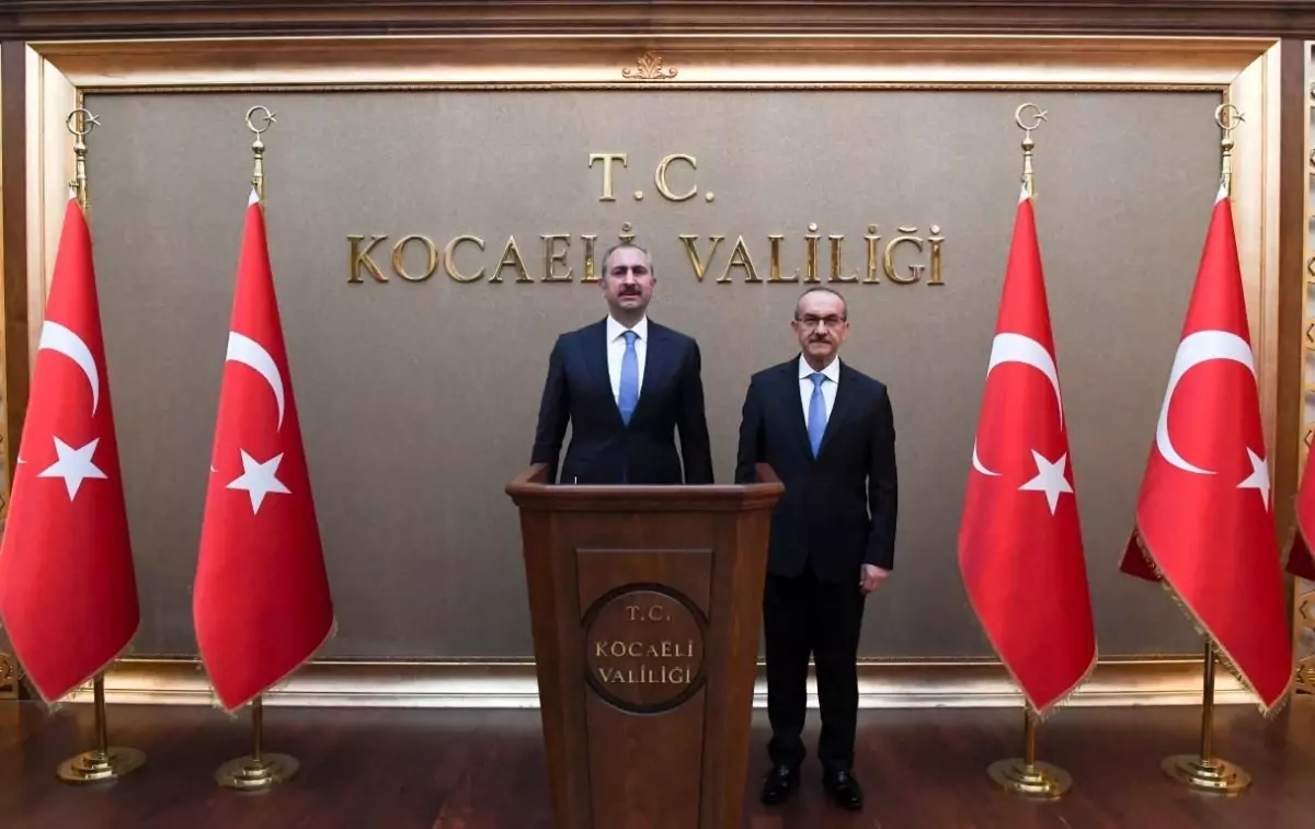 Adalet Bakanımız Sayın Abdulhamit Gül Bir Dizi Ziyaretler Gerçekleştirdi