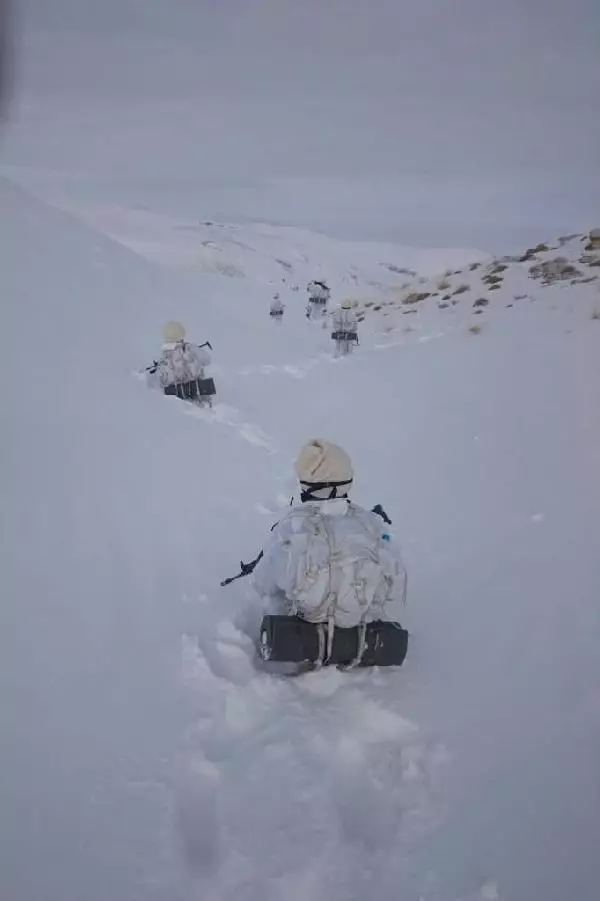 Son dakika: Ağrı, Kars ve Erzurum'da 'Eren Kış-10 Operasyonu' başlatıldı