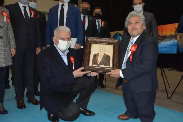 BALIKESİR - AK Parti Genel Başkanvekili Yıldırım, engelliler programında konuştu