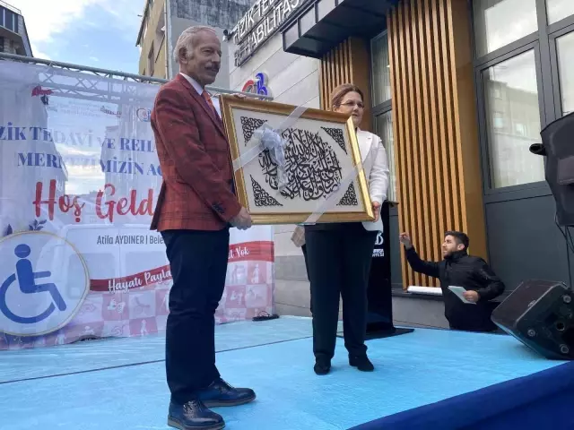 Bakan Yanık: Engelli vatandaşlarımıza ilişkin hiçbir hizmeti zaten yeterli görmüyoruz