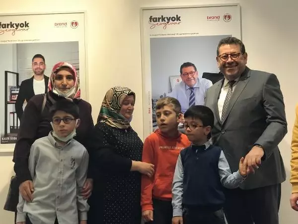 FARK YOK SEVGİ VAR' SERGİSİ BEYOĞLU'NDA GERÇEKLEŞTİ