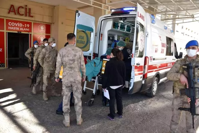 Son dakika haber | Hastanede karşılaşan husumetli aileler arasında bıçaklı kavga: 2'si ağır 3 yaralı