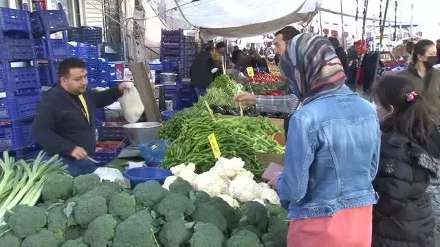 Lodos seradaki ürünleri etkiledi, patlıcan fiyatları arttı