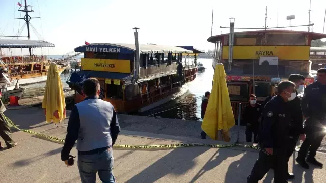 Mersin'de denizde erkek cesedi bulundu