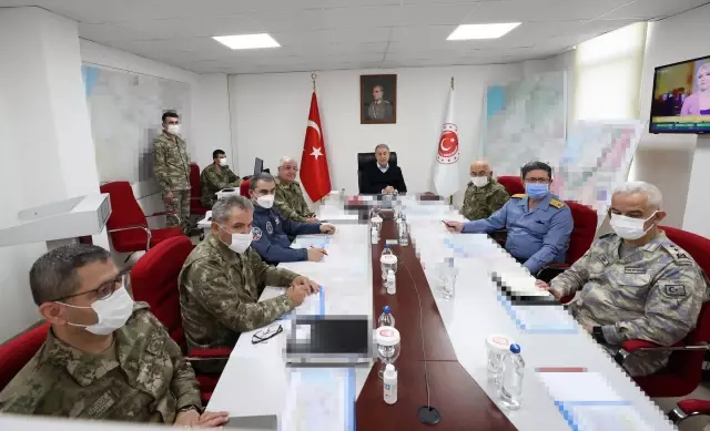Milli Savunma Bakanı Akar'dan Suriye'ye tepki Açıklaması