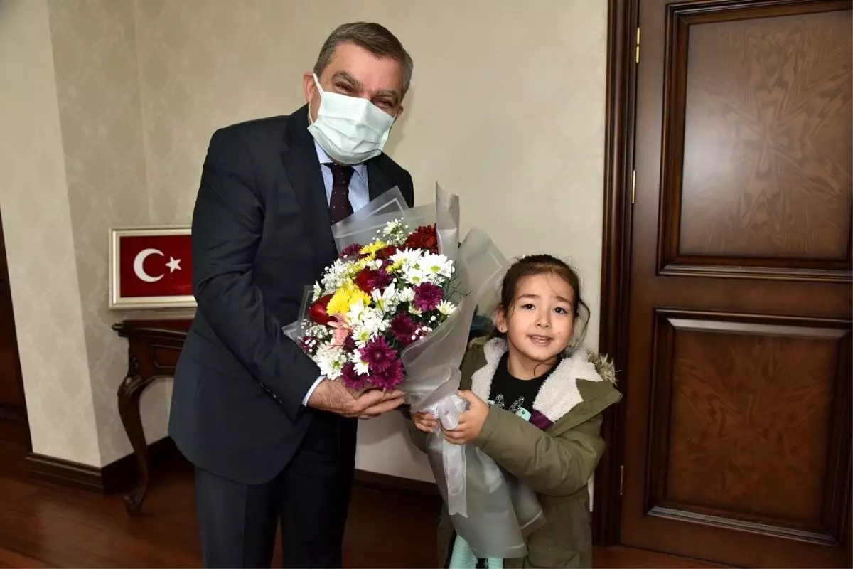 Özel Öğrencilerden Özel Günde Anlamlı Ziyaret
