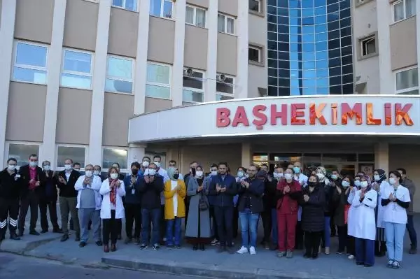 Randevu sırası dolduğu için oğlu muayene edilmeyince doktoru darbetti (2)