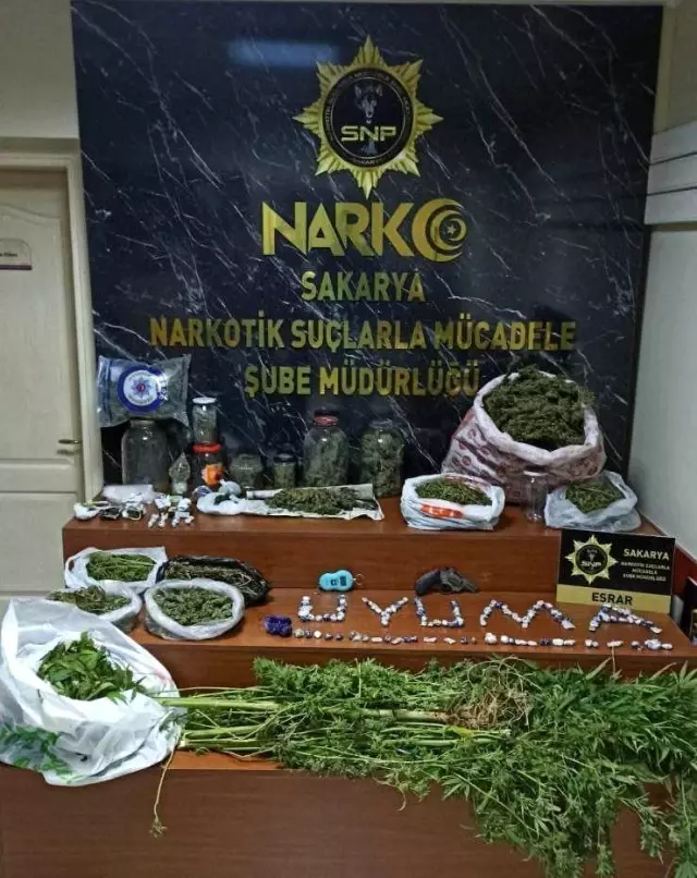 Son dakika haber! Sakarya'da uyuşturucu operasyonlarında 65 şüpheli yakalandı