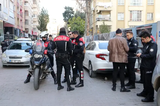 Şanlıurfa'da bir okula giren kişiler ile öğrenciler arasında kavga çıktı