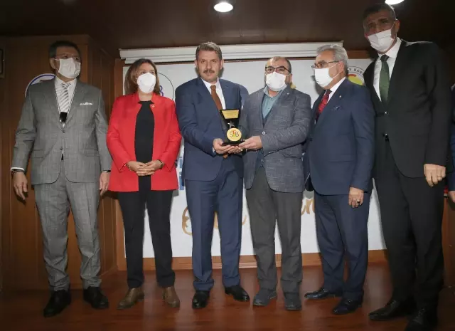 TOBB Başkanı Hisarcıklıoğlu: Sivas Ticaret Borsası 5 yıldızlı hizmet veriyor