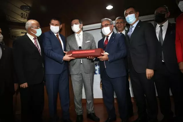 TOBB Başkanı Hisarcıklıoğlu: Sivas Ticaret Borsası 5 yıldızlı hizmet veriyor