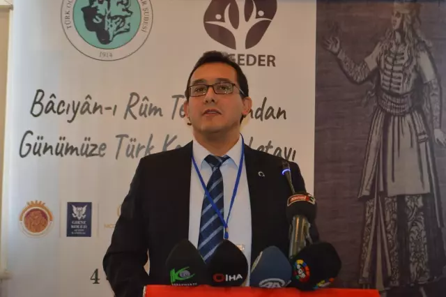 Afyonkarahisar'da Bacıyan-ı Rum Teşkilatı'ndan Günümüze Türk Kadın Çalıştayı yapıldı