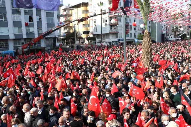CHP Genel Başkanı Kemal Kılıçdaroğlu, partisinin 'Milletin Sesi' mitingleri kapsamında Mersin Mitingine katıldı
