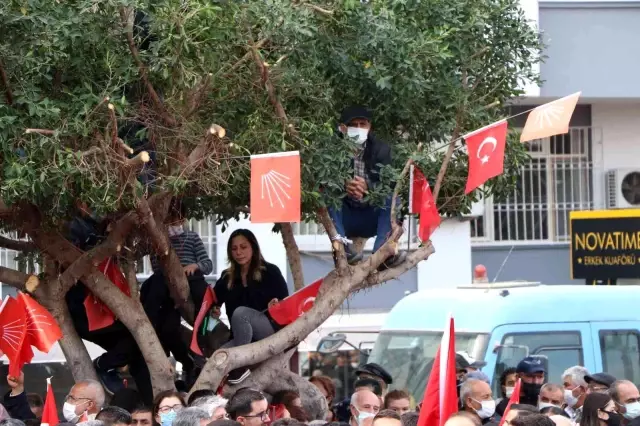 CHP Genel Başkanı Kemal Kılıçdaroğlu, partisinin 'Milletin Sesi' mitingleri kapsamında Mersin Mitingine katıldı