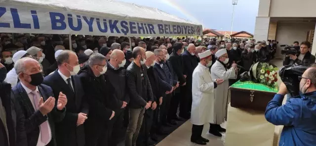 Denizli tekstilinin duayen ismi son yolculuğuna uğurlandı