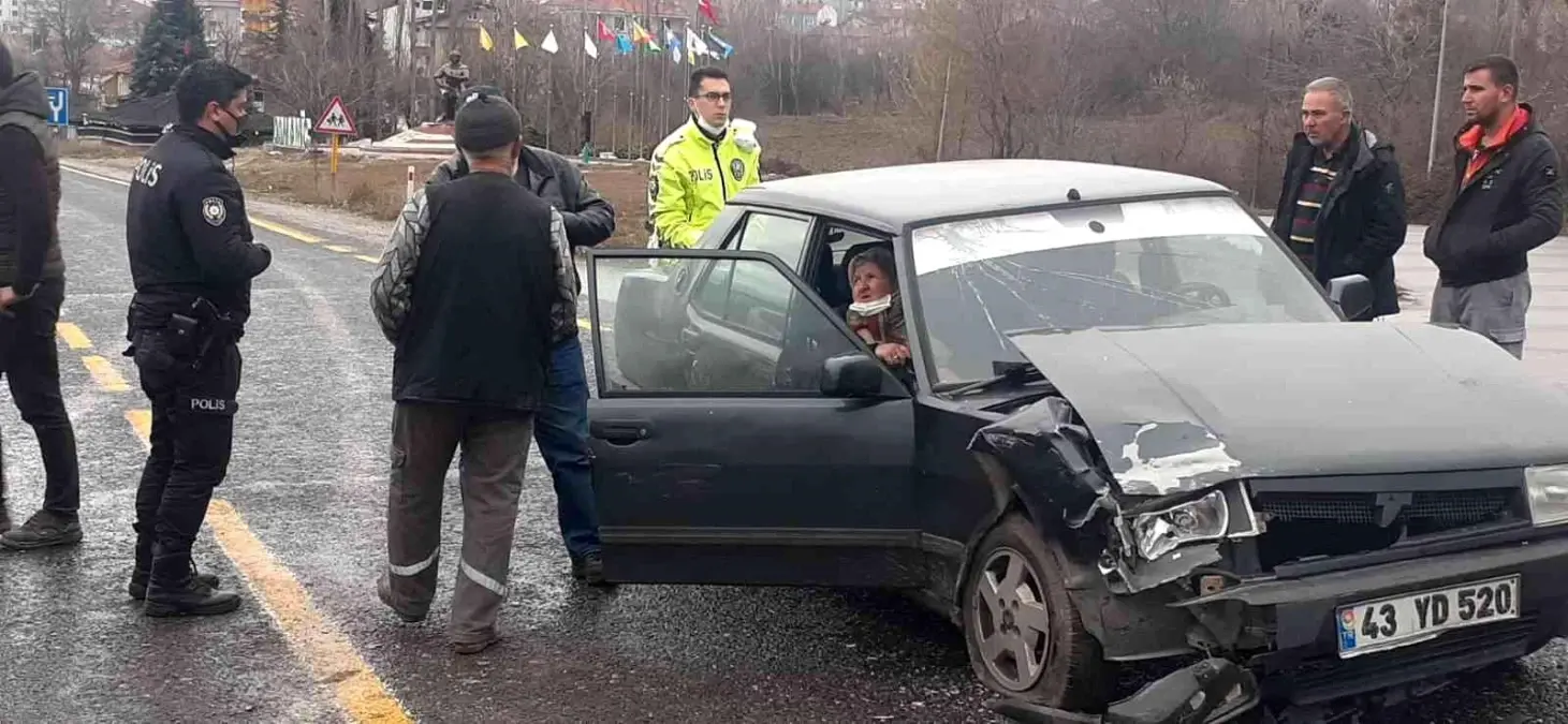 Domaniç'te trafik kazası: 1 yaralı