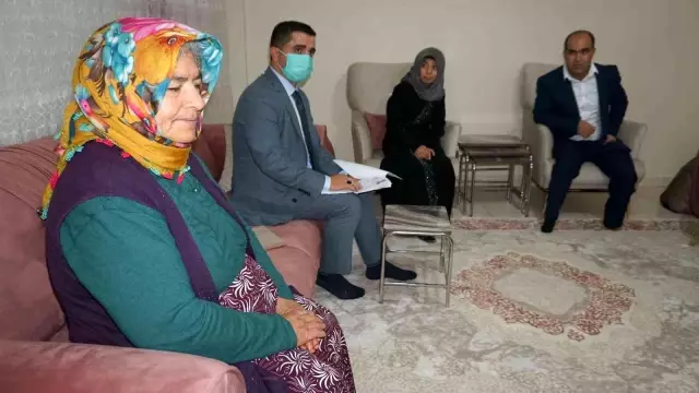 Engelli çift, Dünya Engelliler Günü'nde hayatlarını birleştirdi