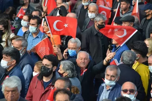 CHP Genel Başkanı Kemal Kılıçdaroğlu, partisinin 'Milletin Sesi' mitingleri kapsamında Mersin Mitingine katıldı