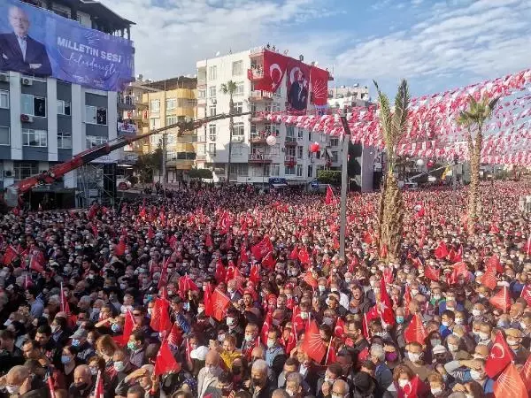 CHP Genel Başkanı Kemal Kılıçdaroğlu, partisinin 'Milletin Sesi' mitingleri kapsamında Mersin Mitingine katıldı