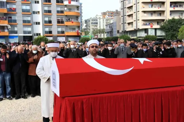 Son dakika haberleri | Şehit Astsubay Mutlu'yu 10 bin kişi uğurladı