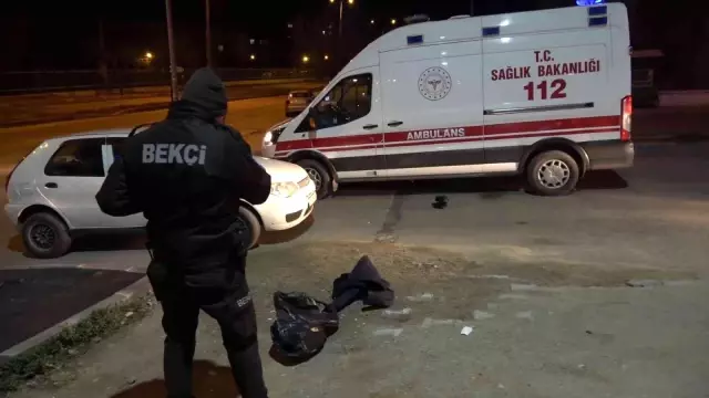 Yaşlı adam oğluyla kablo çalarken bekçilere yakalandı