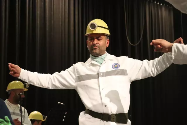 Zonguldak'ta madencilerden 4 Aralık Dünya Madenciler Günü ne özel konser