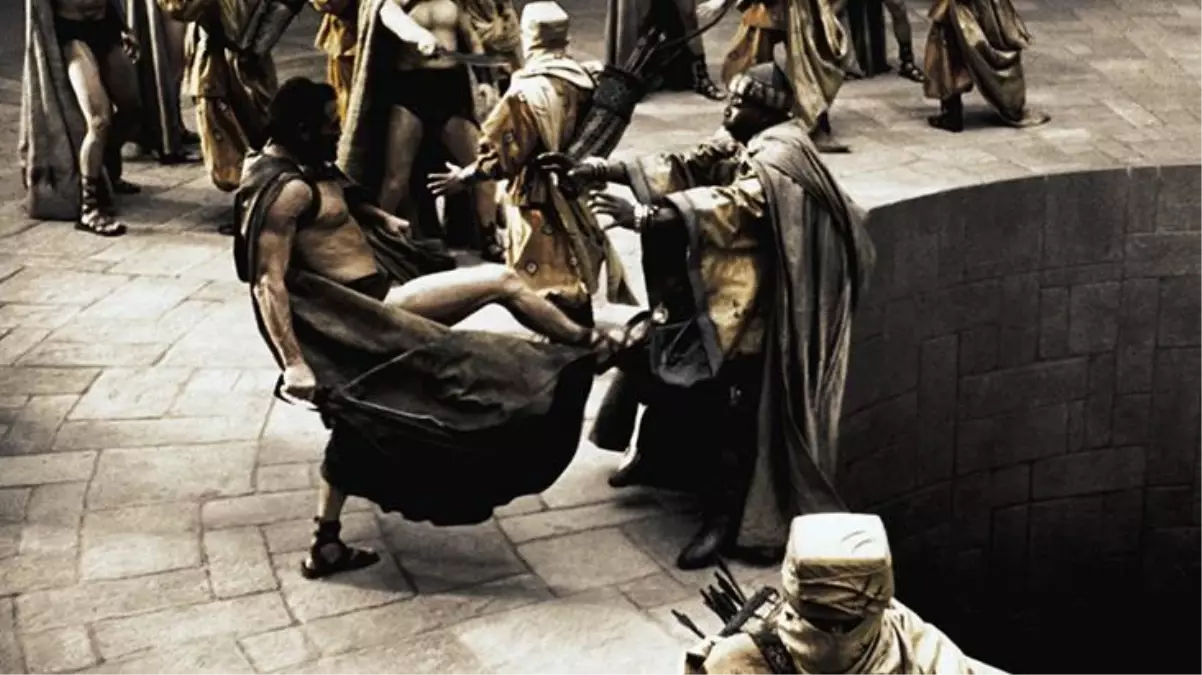 Efsane film 300 Spartalı'nın akıllara kazınan 'This is Sparta' sahnesi 10 farklı dilde dublajlandı