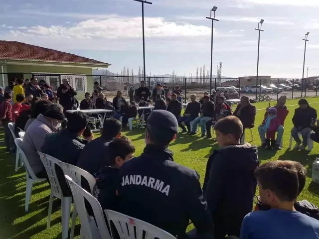 Son dakika haber... Şehit ailesi istedi Sindelhöyüklü gençler stada koştu