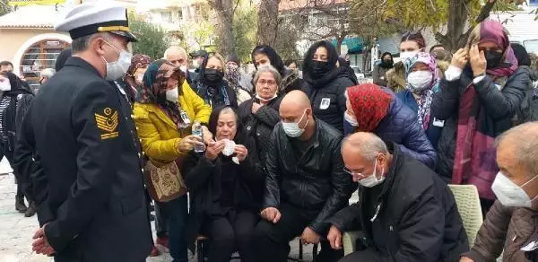 ABD'DE HAYATINI KAYBEDEN ASTSUBAY, BALIKESİR'DE TOPRAĞA VERİLDİ