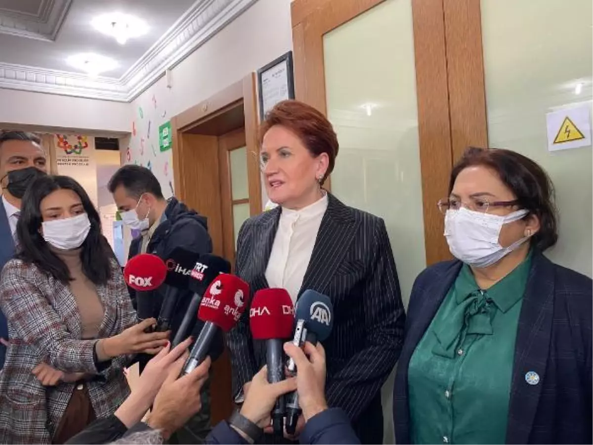 İYİ Parti Genel Başkanı Akşener, Otizm Vakfı'nı ziyaret etti