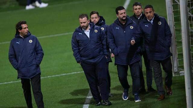 Ali Koç herkesi ters köşeye yatırdı! Beşiktaş maçı ve teknik direktör hakkında şaşırtan sözler