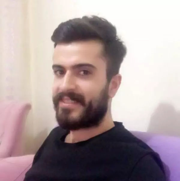 ANTALYA'DA DENİZDE ÖLÜ BULUNAN ÖĞRETMEN BATMAN'DA TOPRAĞA VERİLDİ