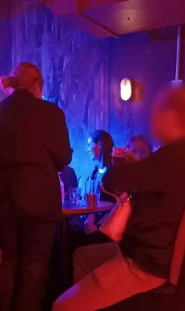 Finlandiyalı bakanın pozitif çıktığı gün başbakanın gece kulübüne gitmesi tepki topladı