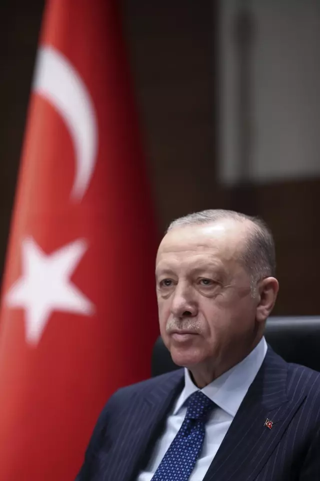 Cumhurbaşkanı Erdoğan, Katar'a hareketinden önce açıklamada bulundu: (3)