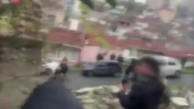 Son dakika haberi | Gaziosmanpaşa'da eşine şiddet uygulayan kişi gözaltına alındı