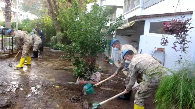 Son dakika haber! Jandarma selin yaralarını sarıyor