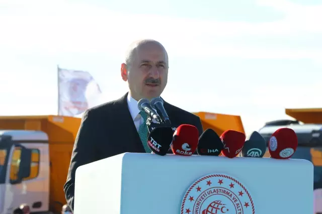 Bakan Karaismailoğlu: Hizmet etmeyi unutanların devri Türkiye'de bitmiştir