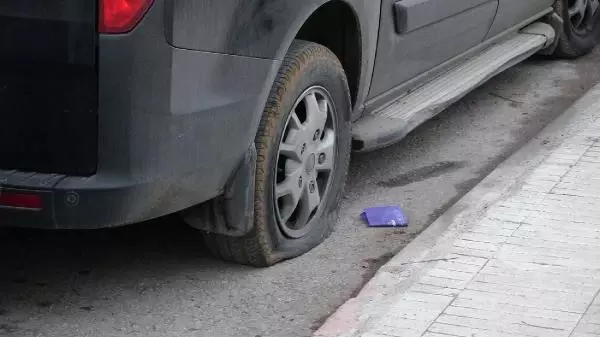 ÇORUM'DA PARK HALİNDEKİ 15 ARACIN LASTİĞİ KESİLDİ