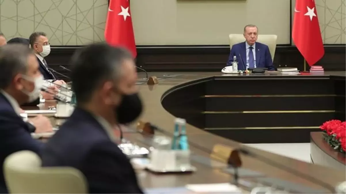 Gözler bugün bir ilkle toplanacak olan Kabine'de! Ana gündem maddesi ekonomi olacak