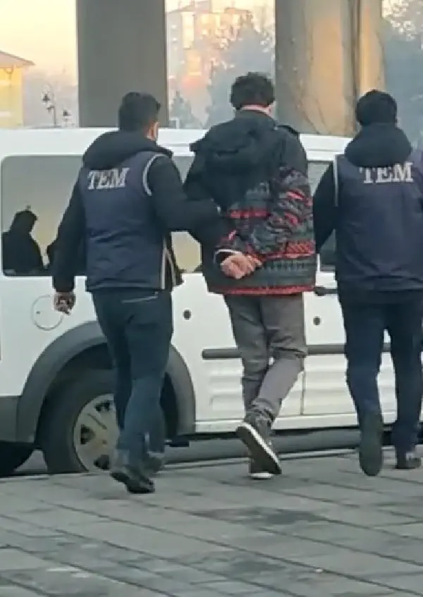 PKK'nın 'hacker' gruplarına operasyon: 26 gözaltı