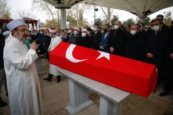 Prof. Dr. Teoman Duralı son yolculuğuna uğurlandı