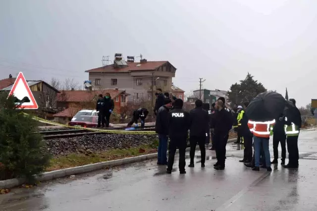 Çocuklarına bir şey olmasın diye okula kadar gitti! Talihsiz anne dönüş yolunda can verdi