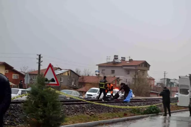 Çocuklarına bir şey olmasın diye okula kadar gitti! Talihsiz anne dönüş yolunda can verdi
