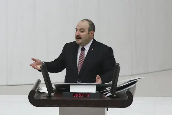 Bakan Varank, TBMM'de bütçe sunumu yaptı