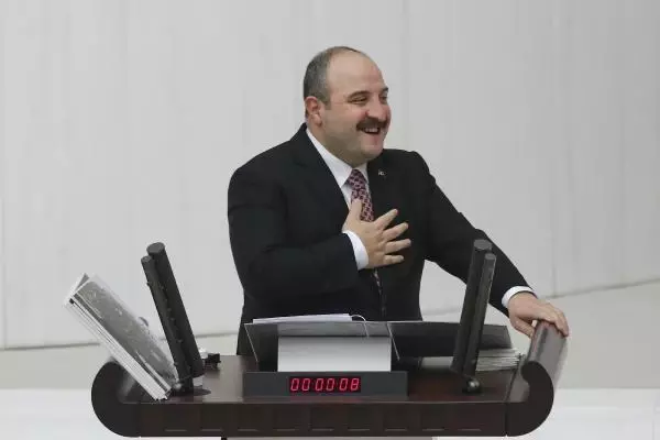 Bakan Varank, TBMM'de bütçe sunumu yaptı