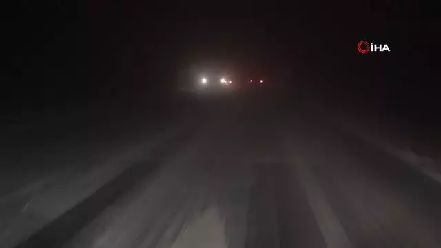 Bingöl-Elazığ karayolunda kar, sağanak ve sis etkili oldu, sürücüler zor anlar yaşadı