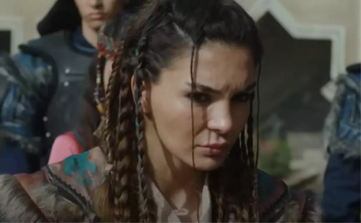 Destan Akkız kimdir? Akkız tarihte var mı? Akkız'ı kim canlandırıyor? Ebru Şahin kimdir, kaç yaşında, nereli?
